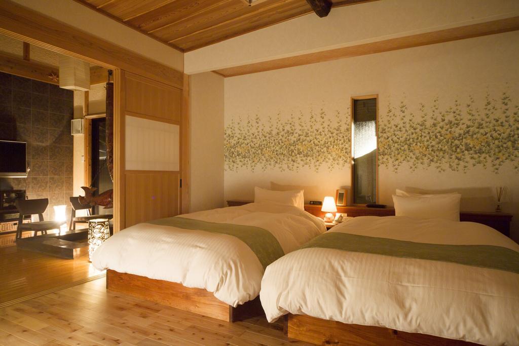 Yufuin Ryokuyu Hotel Bagian luar foto